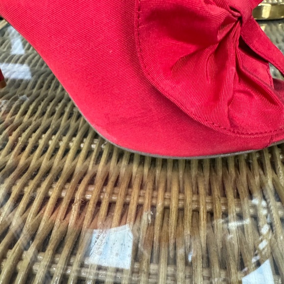 Vince Camuto heels - Picture 5 of 8